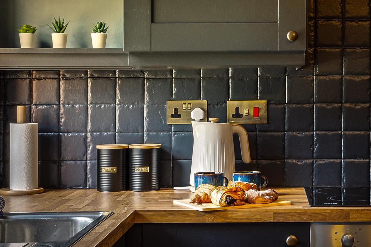Stylish Romantic Country Escape Near Chester Christleton ภายนอก รูปภาพ