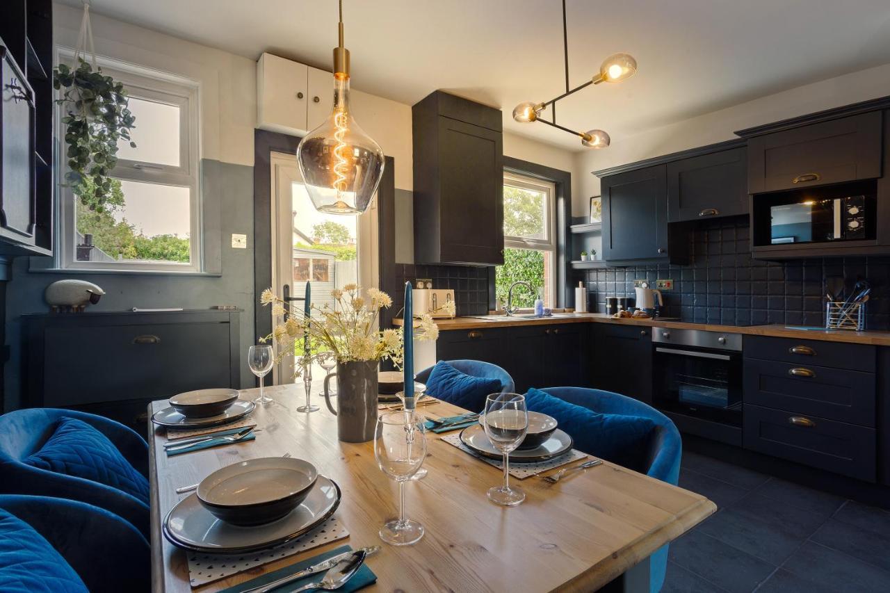 Stylish Romantic Country Escape Near Chester Christleton ภายนอก รูปภาพ