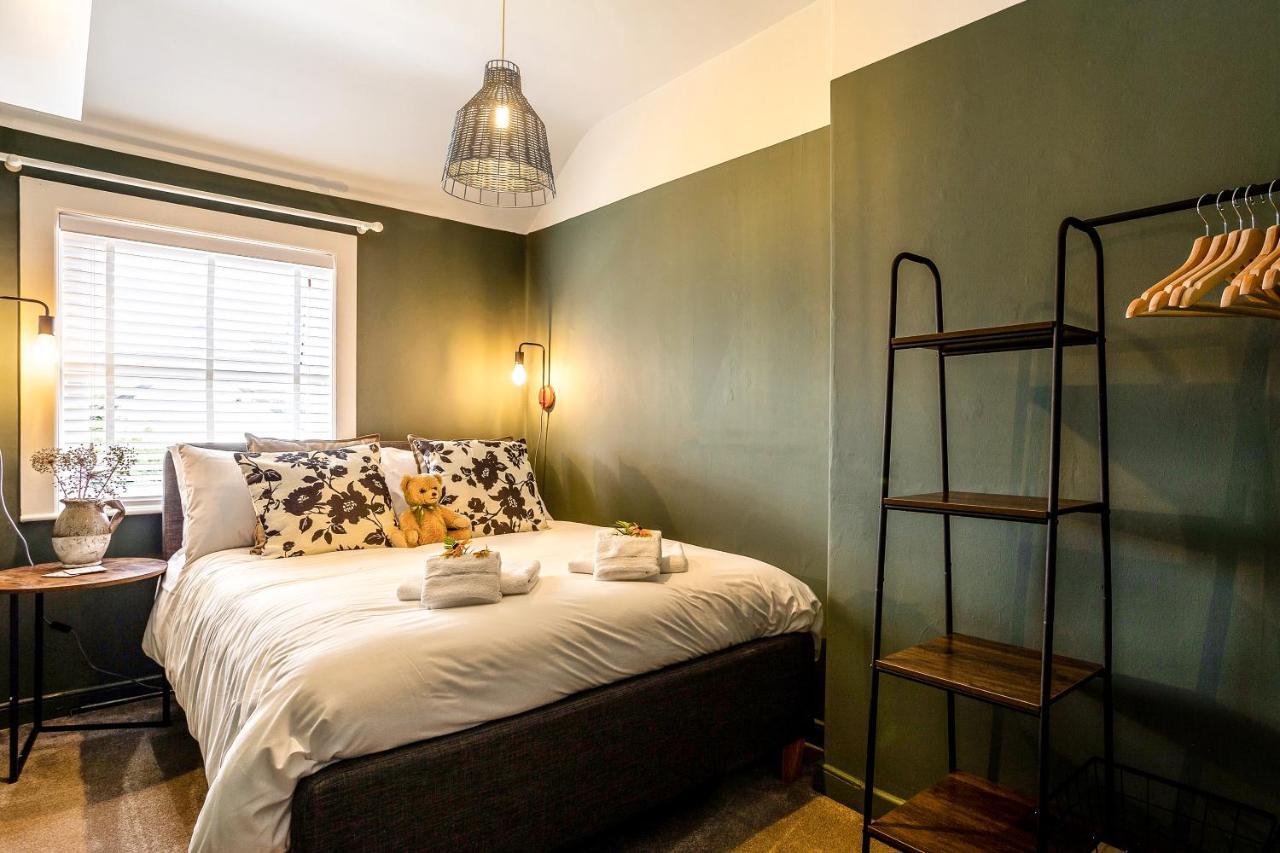 Stylish Romantic Country Escape Near Chester Christleton ภายนอก รูปภาพ